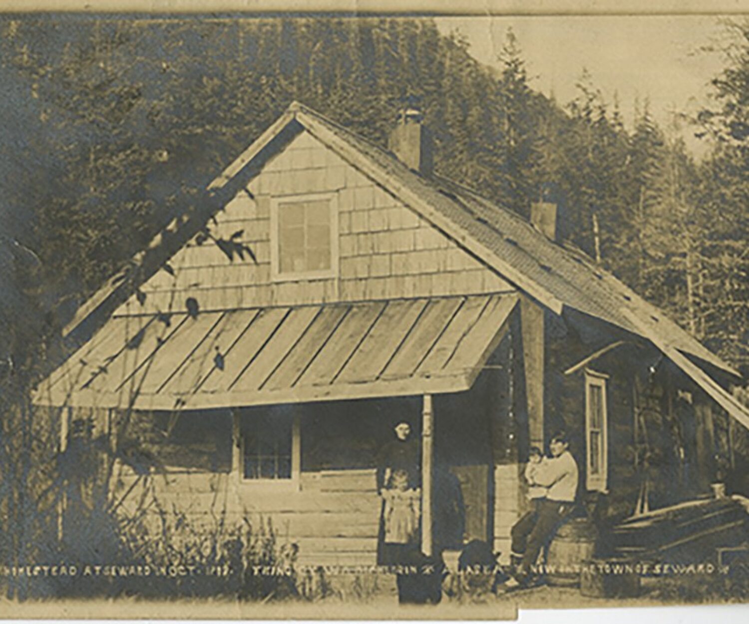 The Mary Lowell Homestead. Photo courtesy Resurrection Bay Historical Society, 21.1.4.